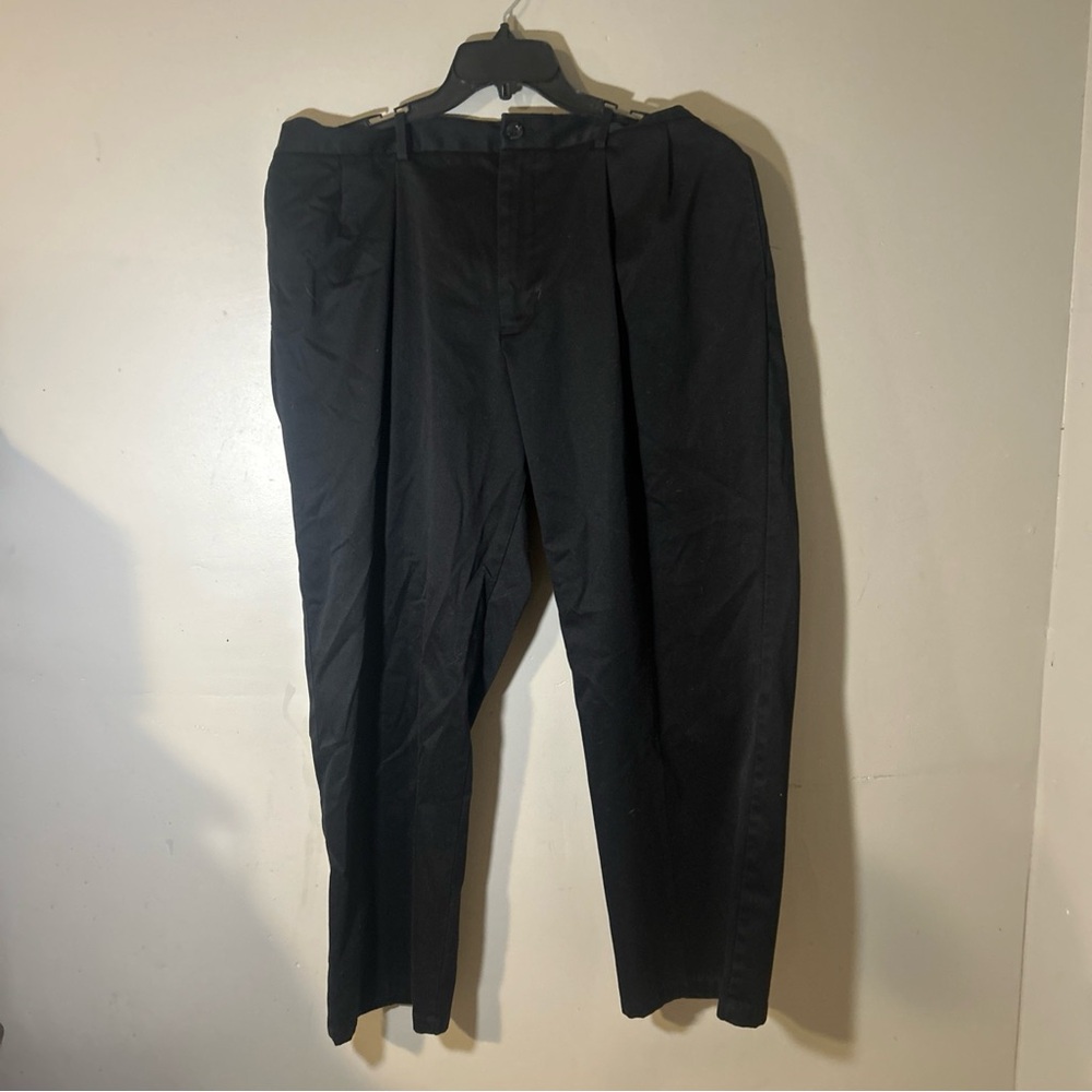 DOCKERS PANTS 40X30 BLACK EASY KHAKI CLASSIC FIT FLAT STANDARD